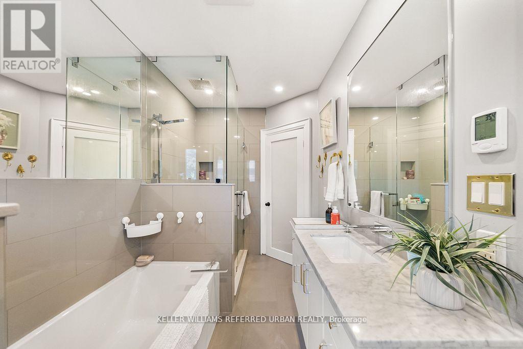 8 Cloverlawn Avenue, Toronto, Ontario  M6E 1H3 - Photo 27 - C13462678