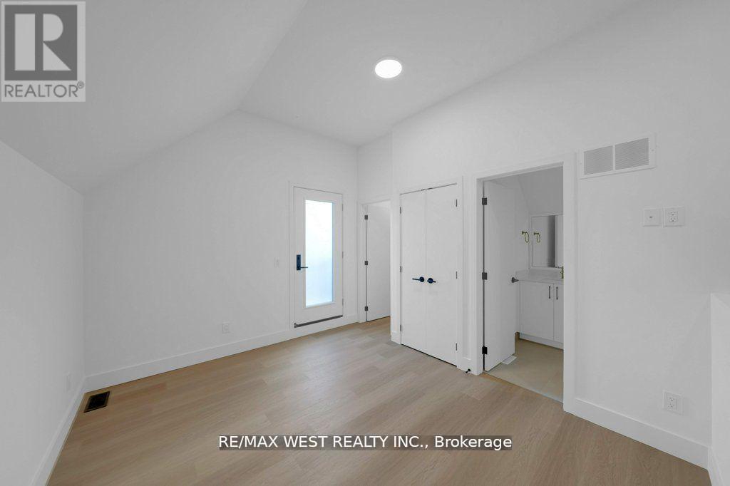 C - 502 Atlas Avenue, Toronto, Ontario M6C 3R3 - Photo 13 - C13462754