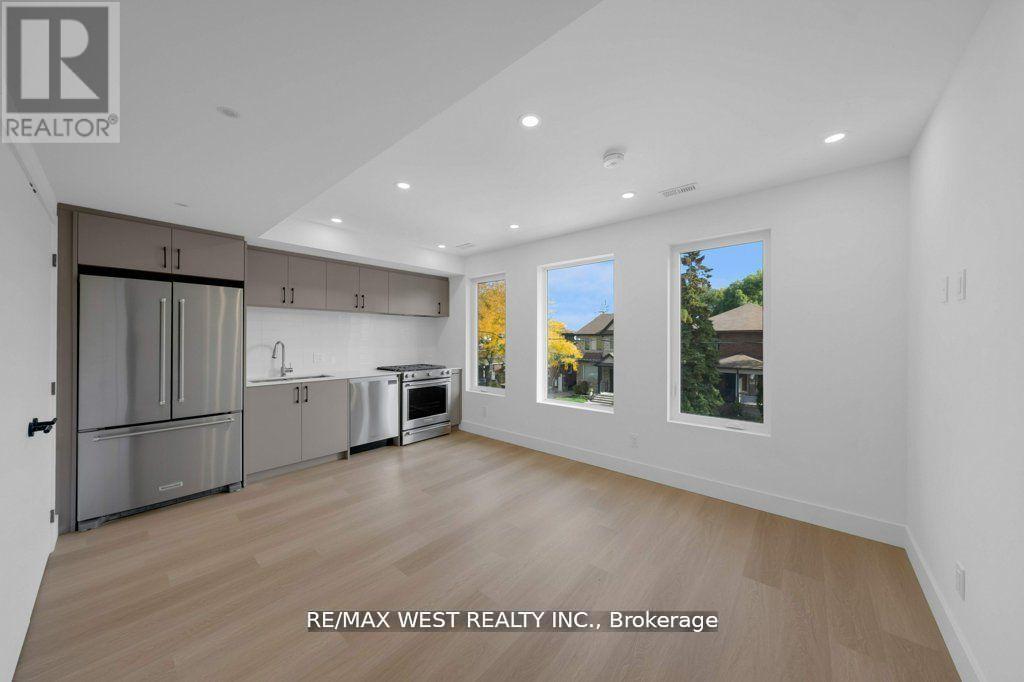 C - 502 Atlas Avenue, Toronto, Ontario M6C 3R3 - Photo 4 - C13462754