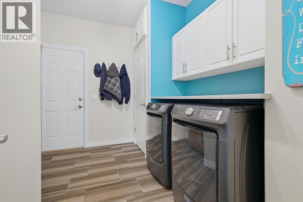 16 Coopers Heights Sw, Airdrie, Alberta  T4B 2S1 - Photo 19 - A2322115