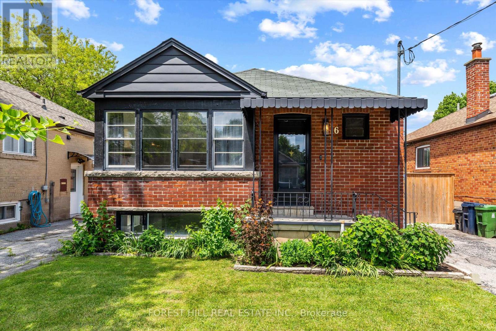 6 BARRETT ROAD, Toronto, Ontario