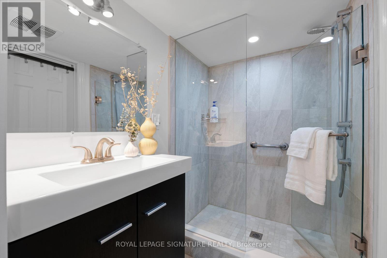 10 Oakley Boulevard, Toronto, Ontario  M1P 3P2 - Photo 31 - E13462756