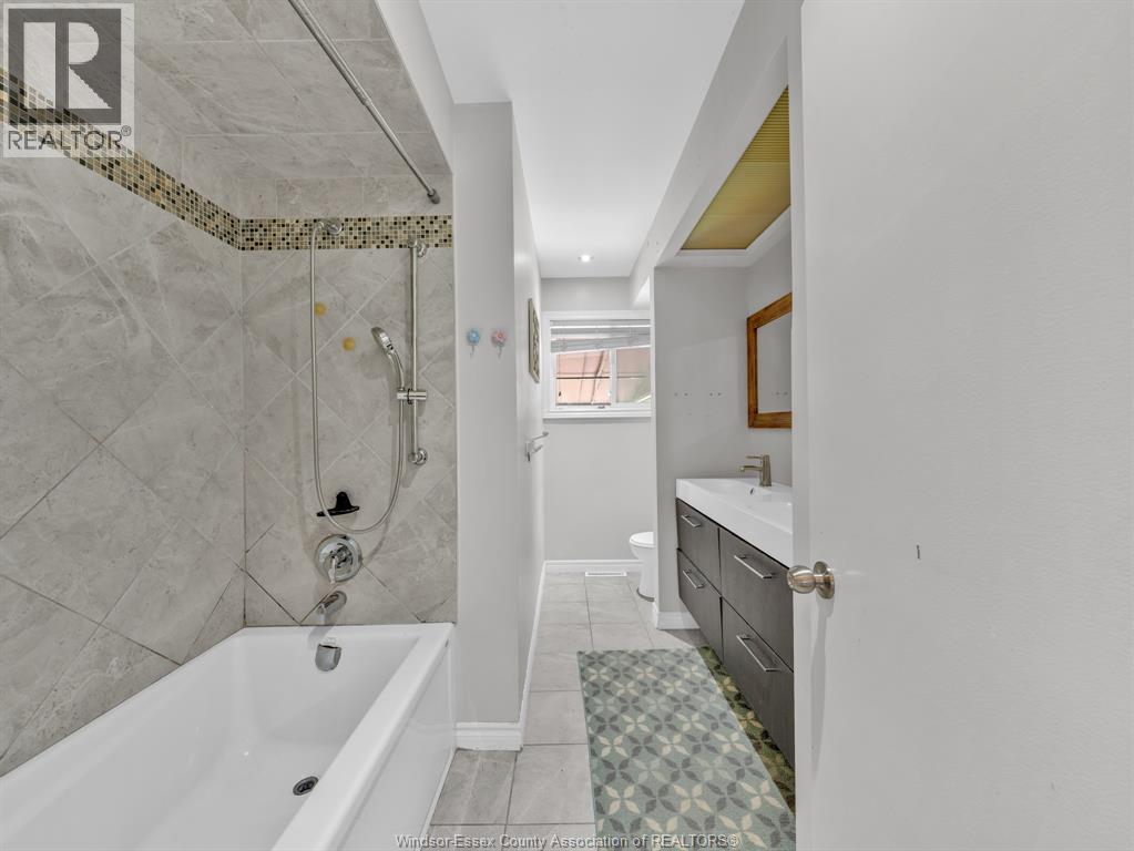 2450 Academy Drive, Windsor, Ontario  N9E 2G6 - Photo 24 - 26014538