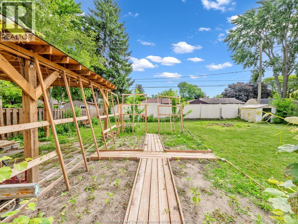 2450 Academy Drive, Windsor, Ontario  N9E 2G6 - Photo 40 - 26014538