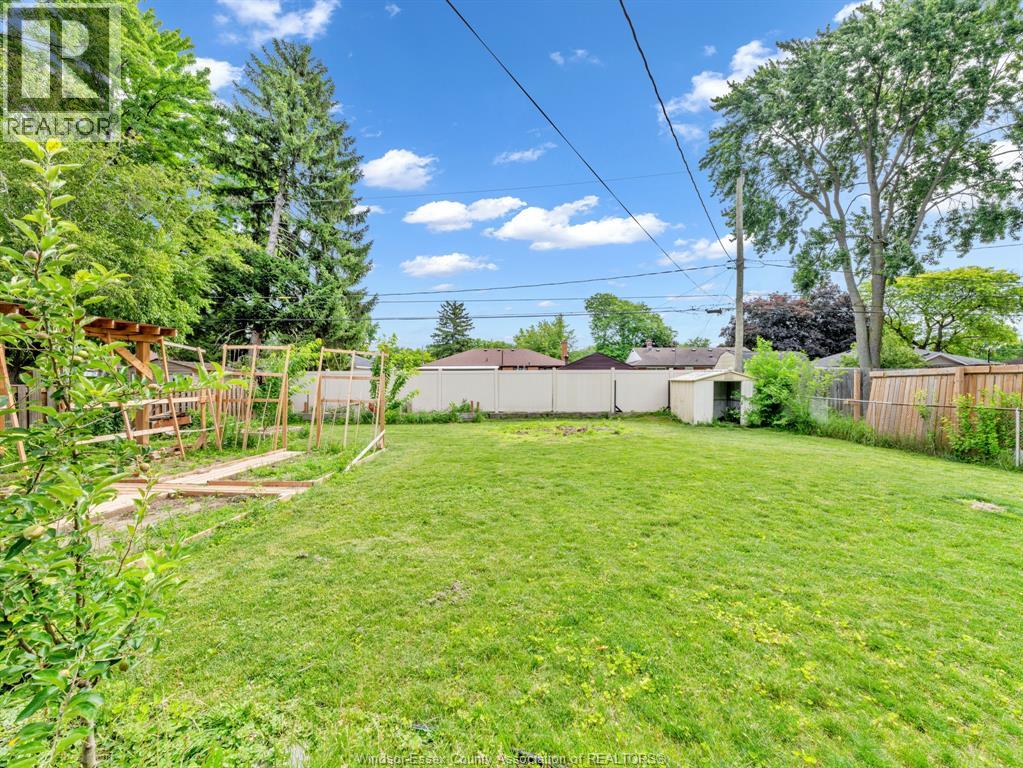 2450 Academy Drive, Windsor, Ontario  N9E 2G6 - Photo 5 - 26014538