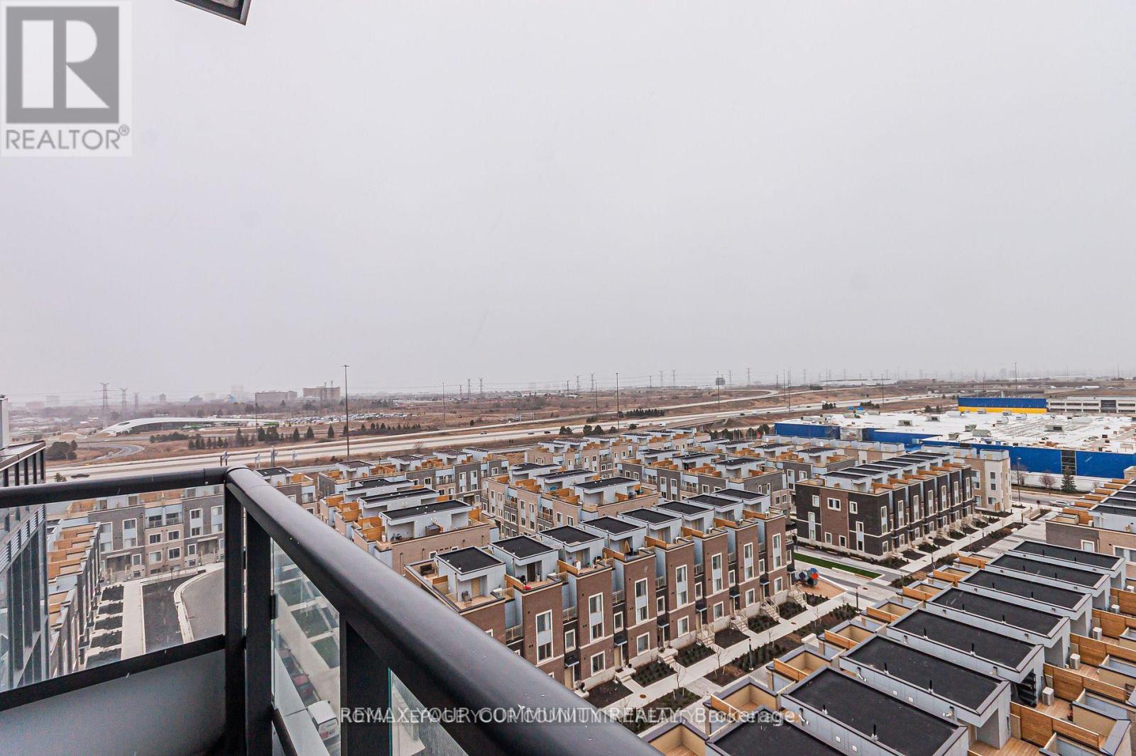 1018 - 60 Honeycrisp Crescent, Vaughan (Vaughan Corporate Centre), Ontario  L4K 0N5 - Photo 17 - N13462610