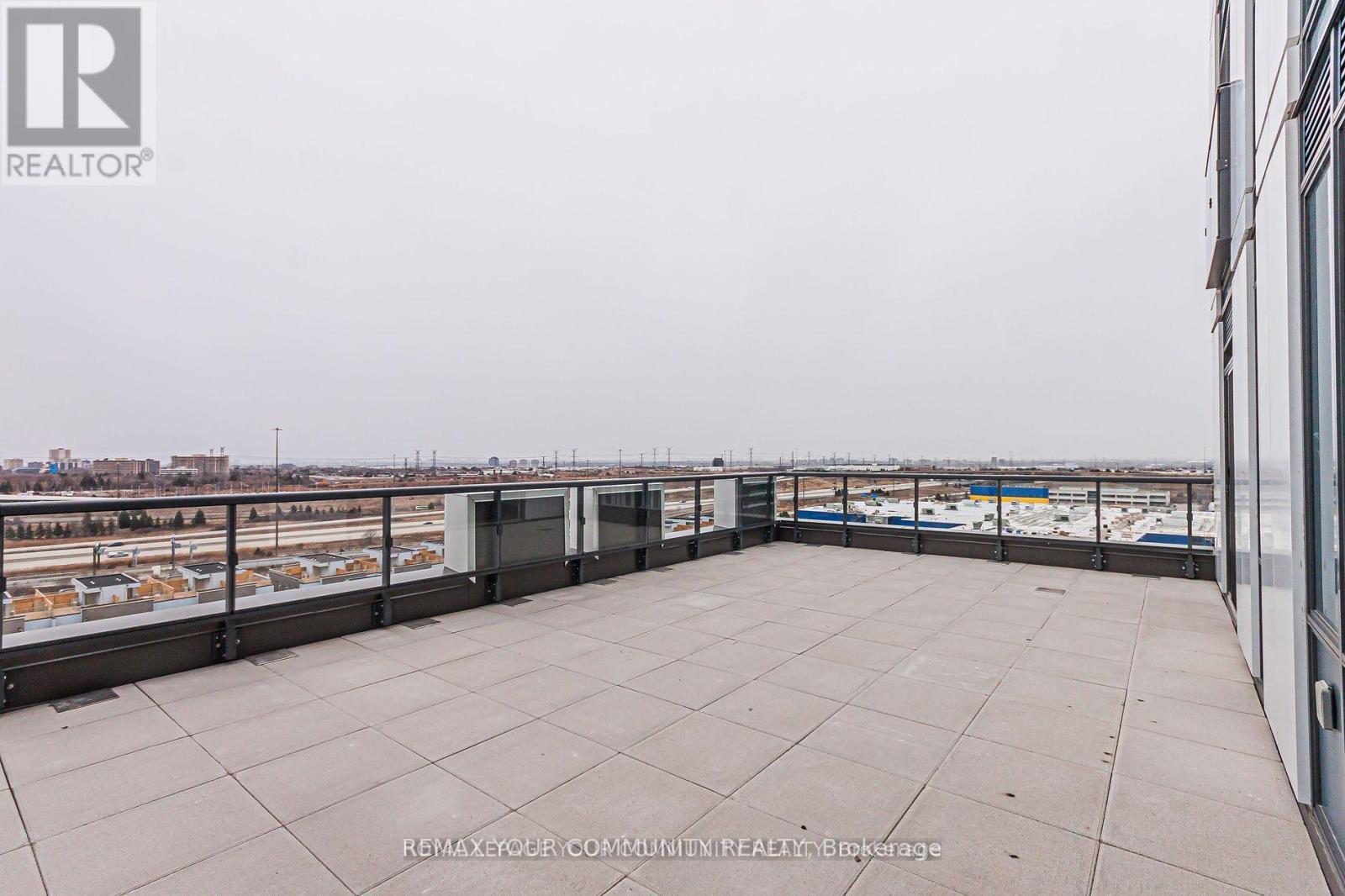 1018 - 60 Honeycrisp Crescent, Vaughan (Vaughan Corporate Centre), Ontario  L4K 0N5 - Photo 25 - N13462610