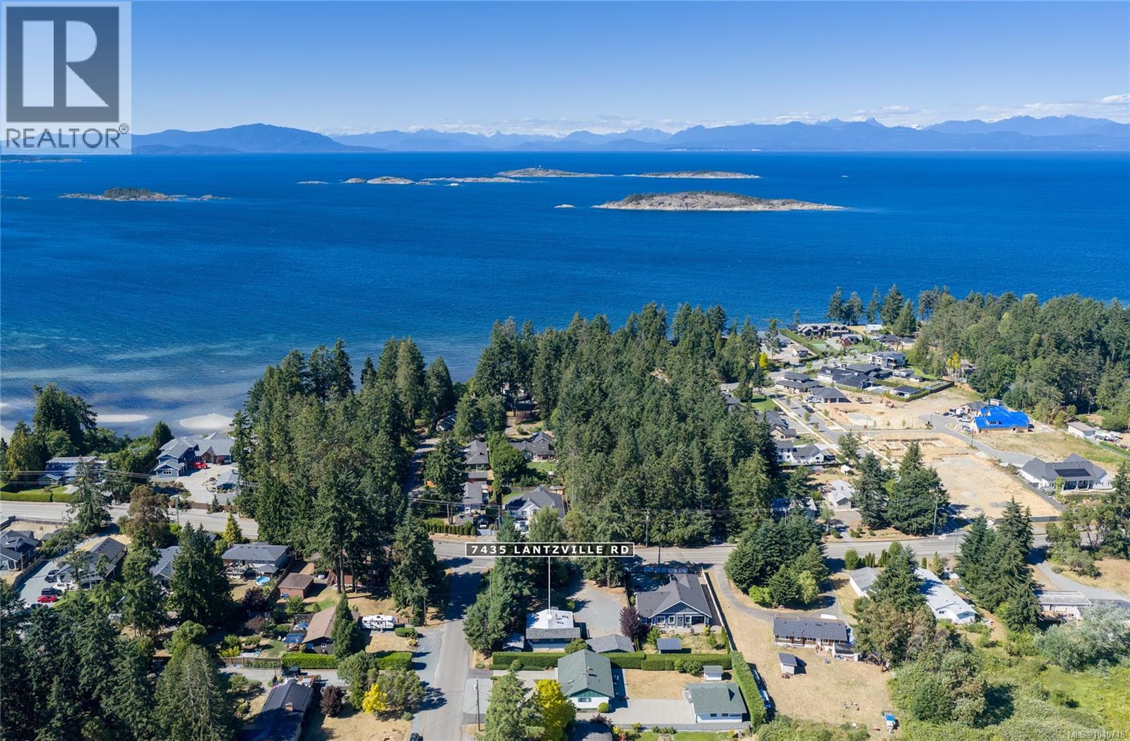 7435 Lantzville Rd, Lantzville, British Columbia  V0R 2H0 - Photo 2 - 1040718