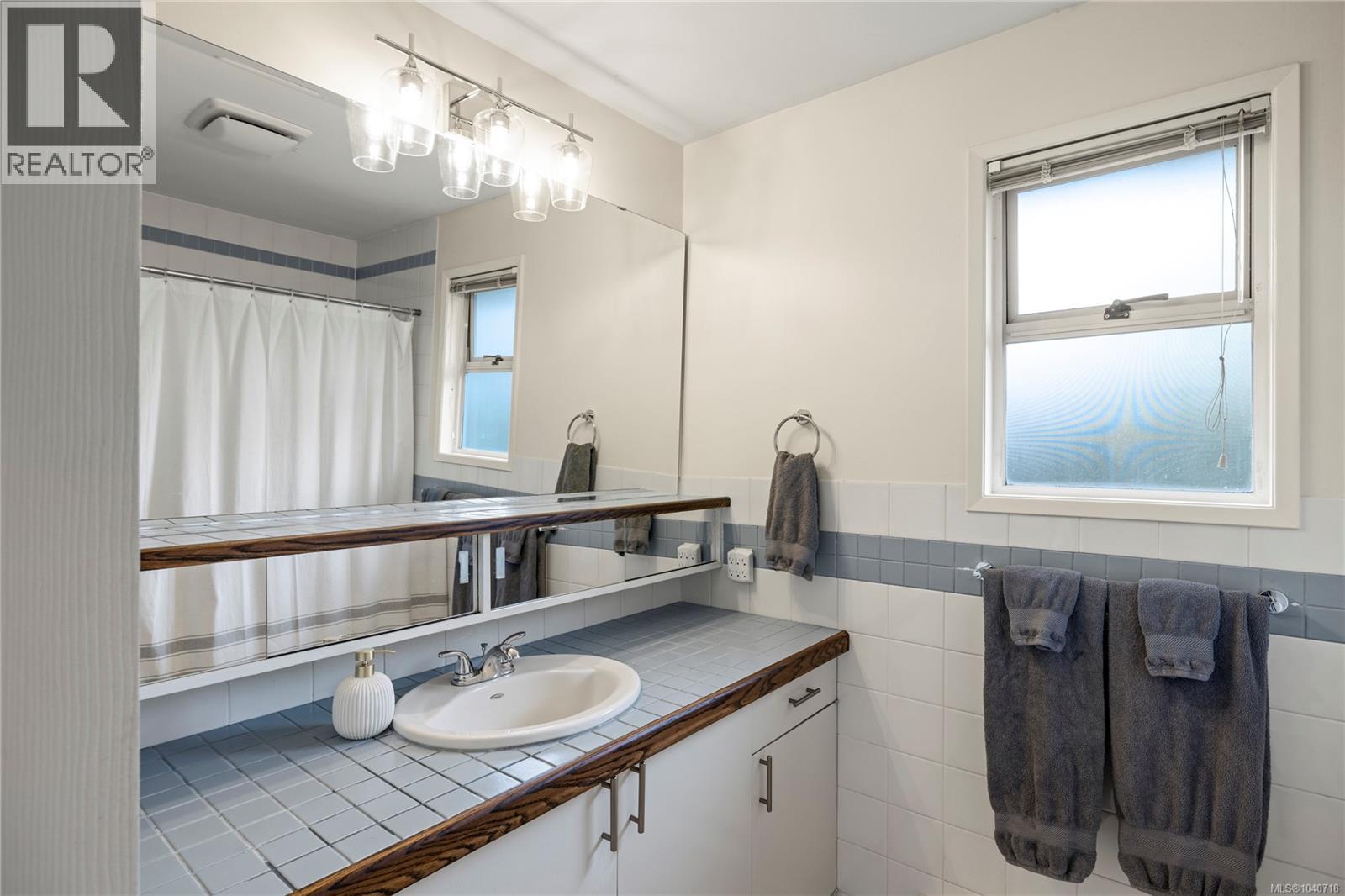 7435 Lantzville Rd, Lantzville, British Columbia  V0R 2H0 - Photo 28 - 1040718