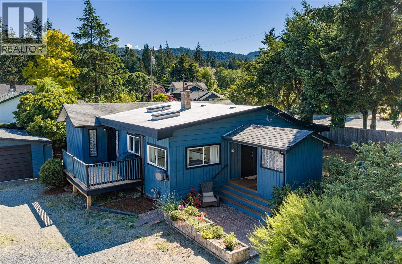7435 Lantzville Rd, Lantzville, British Columbia  V0R 2H0 - Photo 3 - 1040718