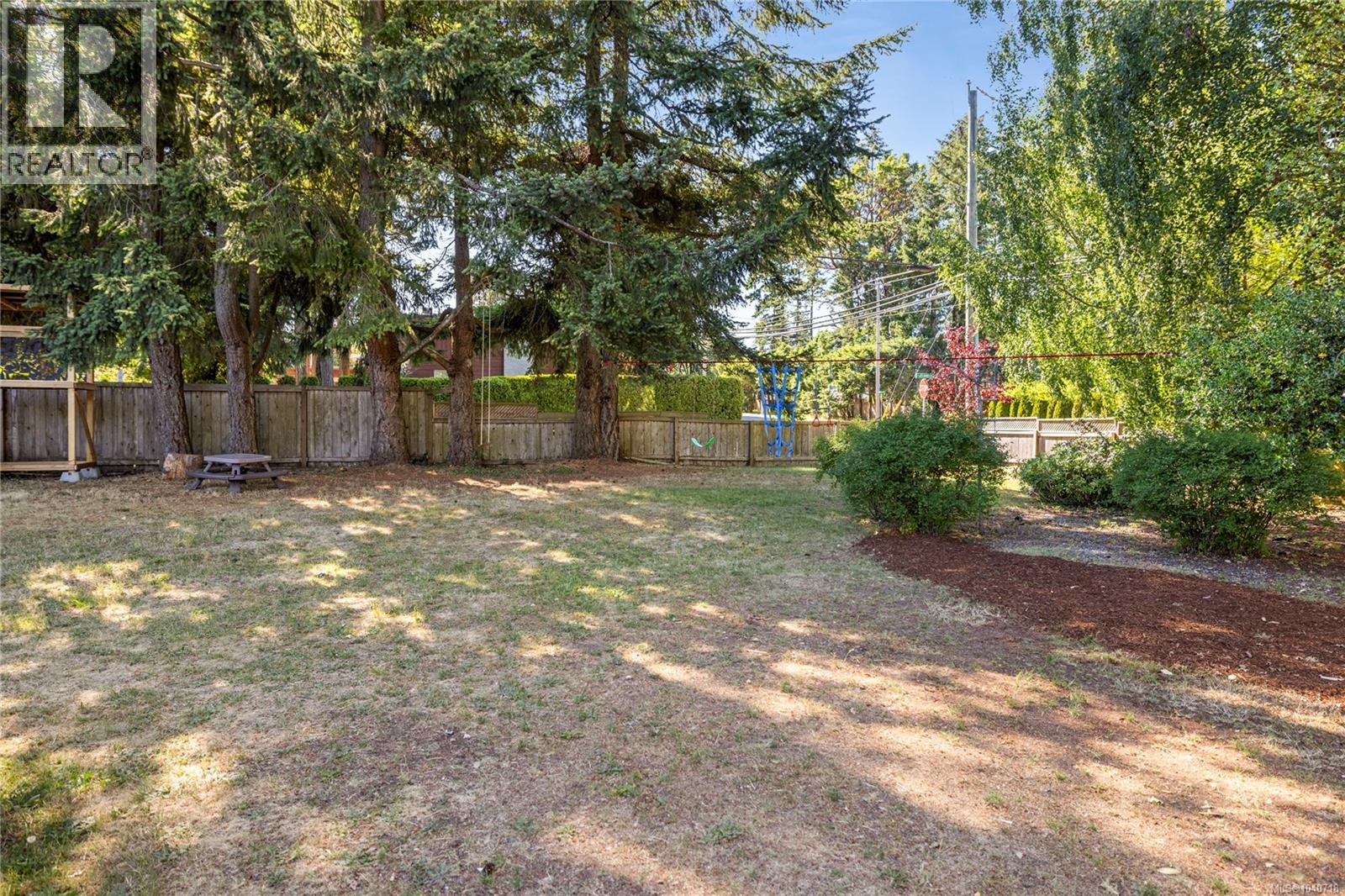 7435 Lantzville Rd, Lantzville, British Columbia  V0R 2H0 - Photo 53 - 1040718