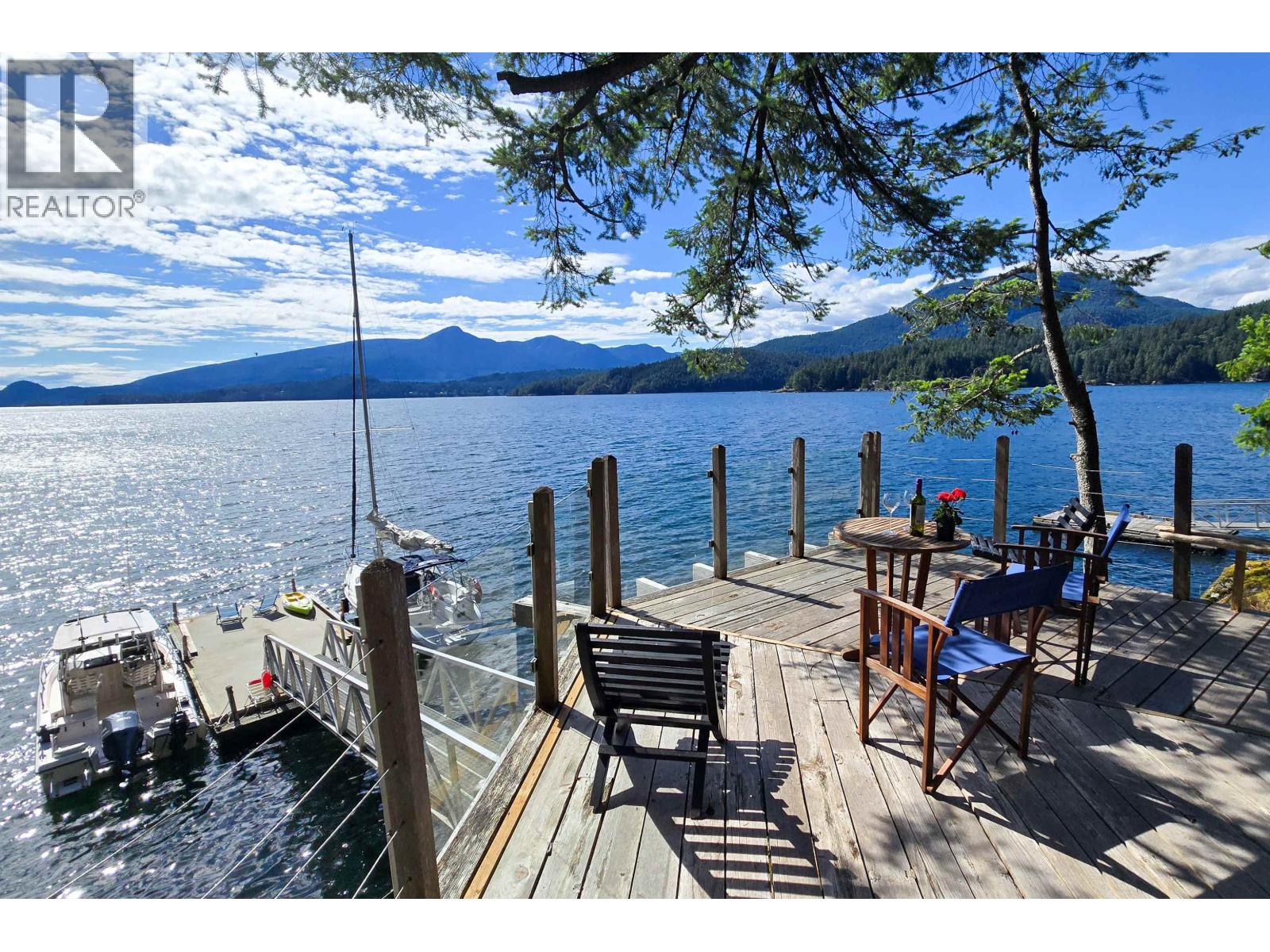 585 Errington Way, Gambier Island, British Columbia  V0N 1V0 - Photo 5 - R3137423