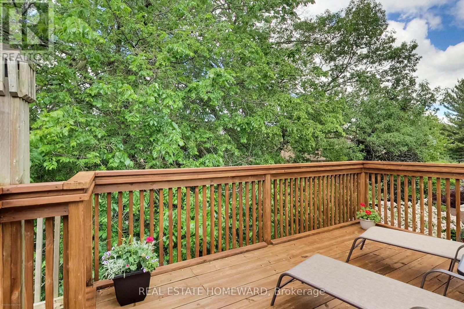 138 Lee Avenue, Toronto, Ontario M4E 2P3 - Photo 32 - E13459928