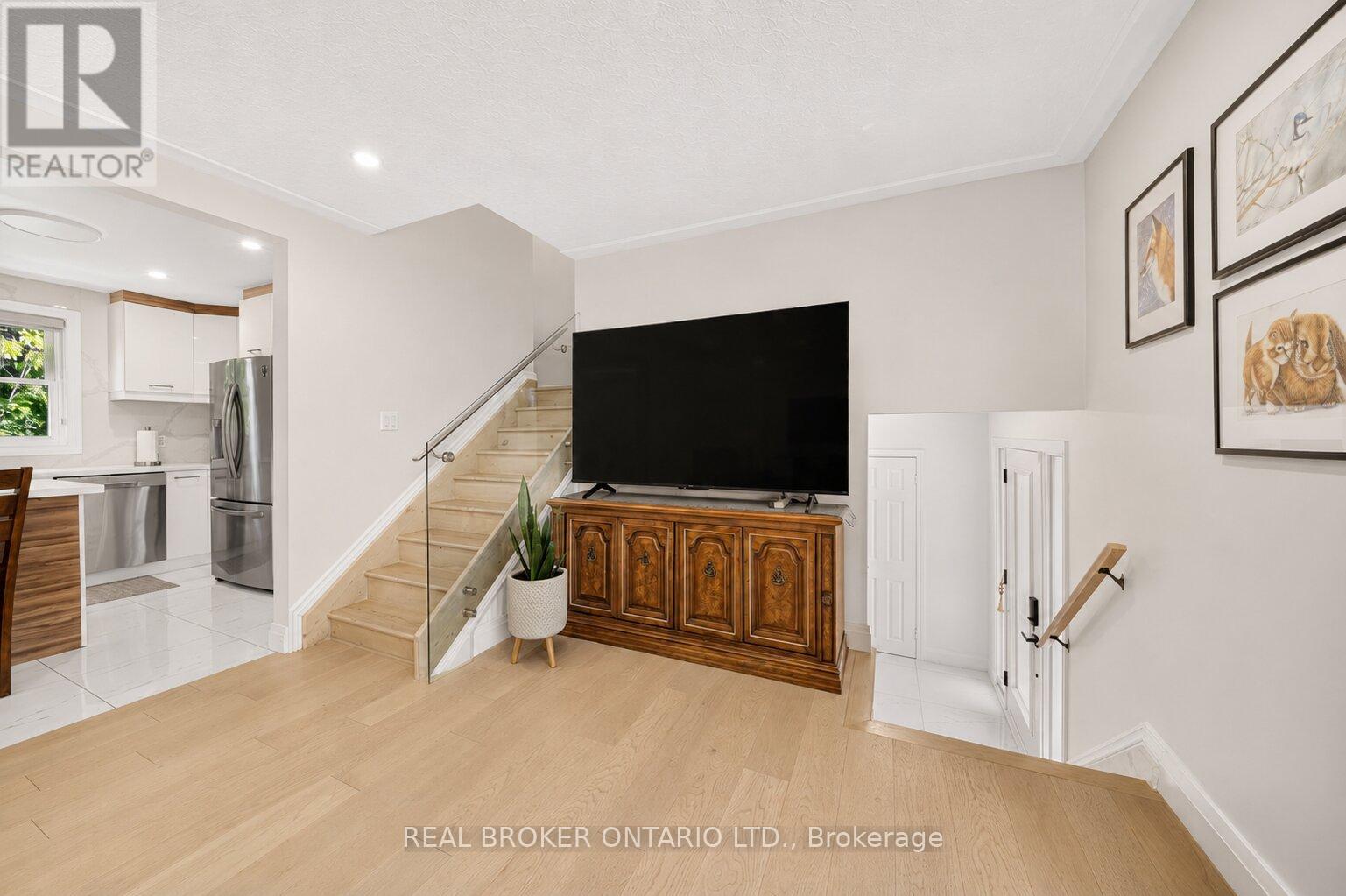 431 Walkers Line, Burlington, Ontario  L7N 2C9 - Photo 7 - W13462776
