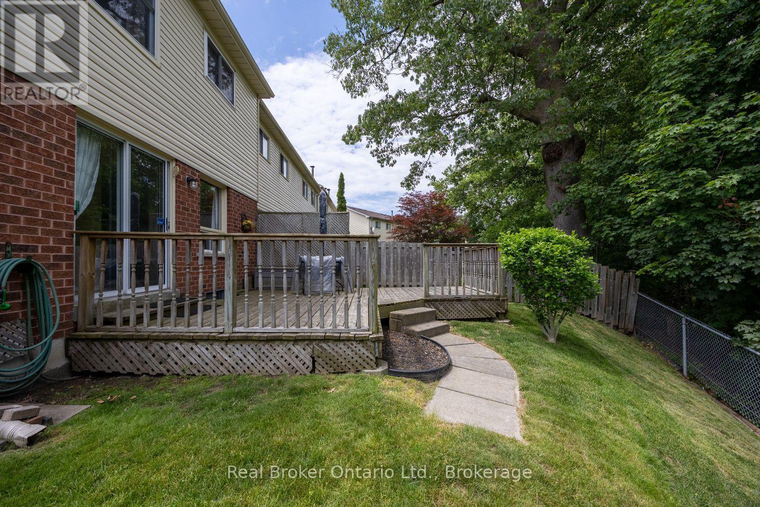 10 Climie Court, Clarington, Ontario  L1C 4P5 - Photo 32 - E13463072