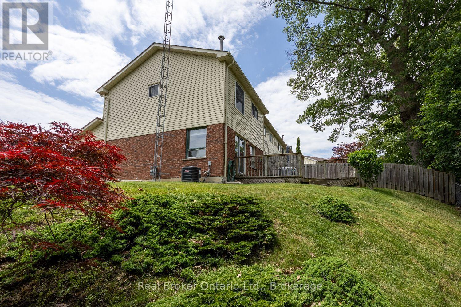 10 Climie Court, Clarington, Ontario  L1C 4P5 - Photo 35 - E13463072
