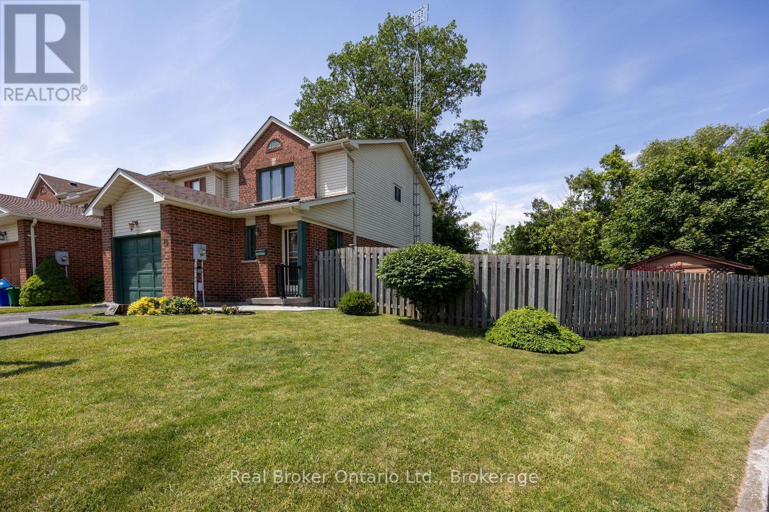 10 Climie Court, Clarington, Ontario  L1C 4P5 - Photo 6 - E13463072