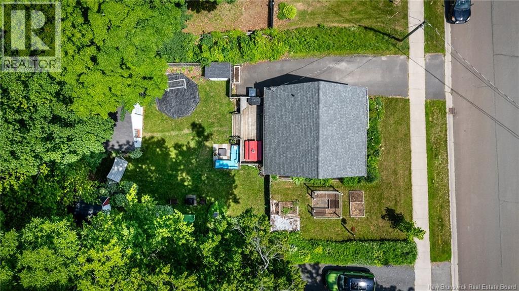 695 Reid Street, Fredericton, New Brunswick  E3B 3V6 - Photo 29 - NB142208