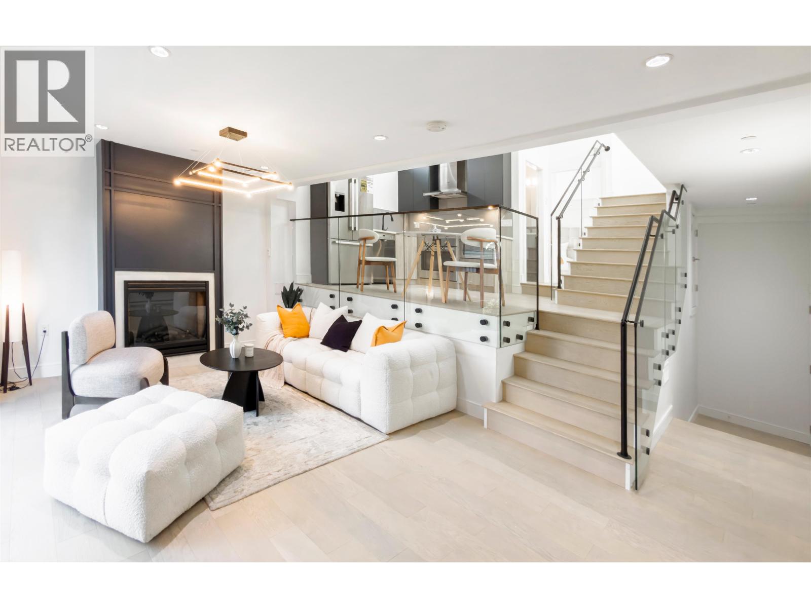 7355 Oak Street, Vancouver, British Columbia  V6P 1V9 - Photo 5 - R3120151