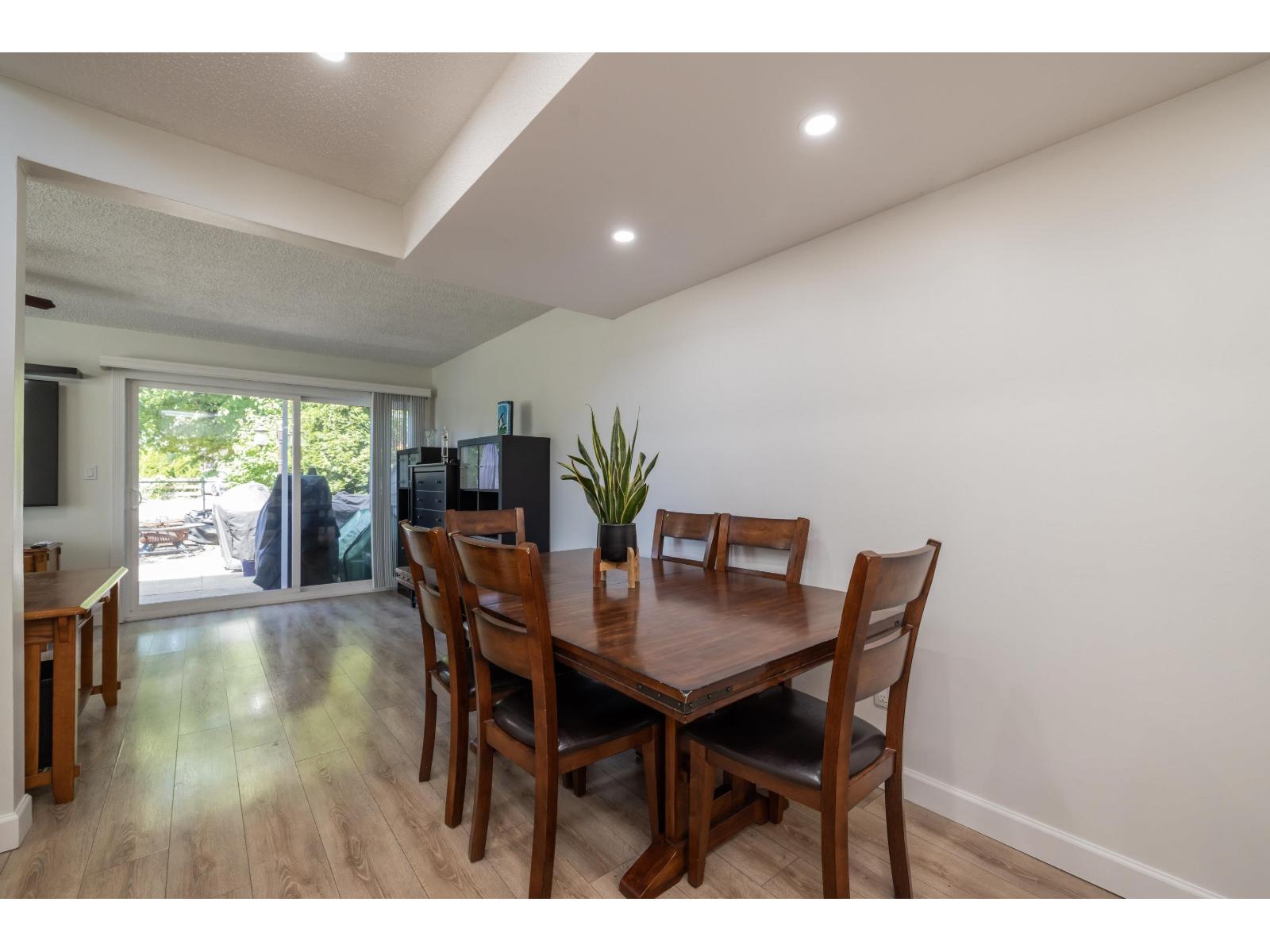 1 3168 268 Street, Langley, British Columbia  V4W 3S1 - Photo 8 - R3137113