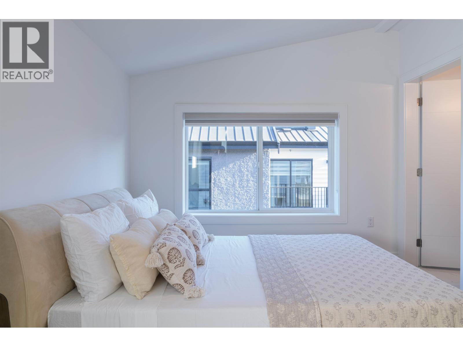 7355 Oak Street, Vancouver, British Columbia  V6P 1V9 - Photo 12 - R3120151