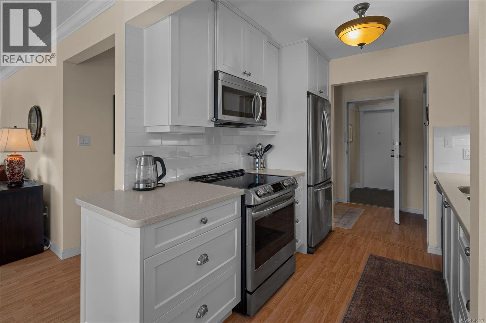 Listing image 9