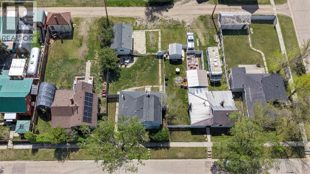 223 2 Street N, Vulcan, Alberta  T0L 2B0 - Photo 33 - A2314047