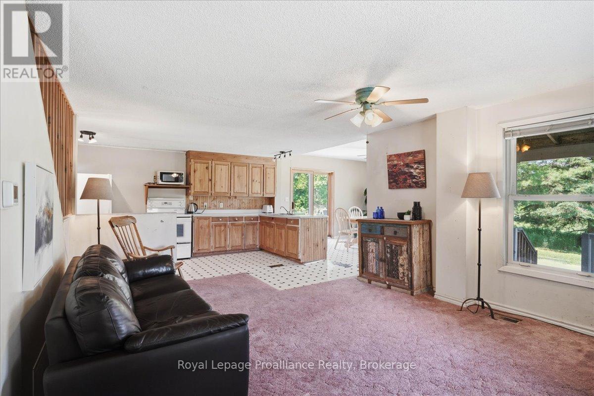 1710 Old Wooler Road, Quinte West, Ontario  K0K 3M0 - Photo 10 - X13462834