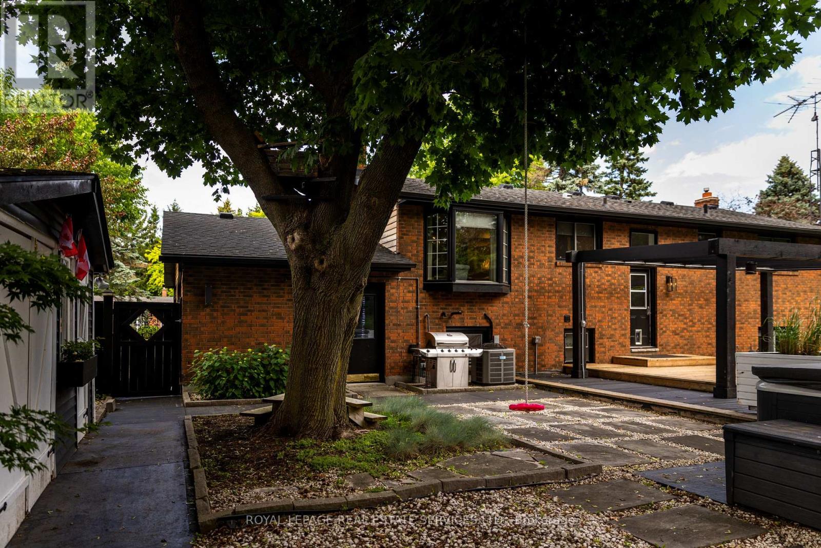 13 Upper Canada Drive, Niagara-On-The-Lake, Ontario  L0S 1J0 - Photo 42 - X13462736
