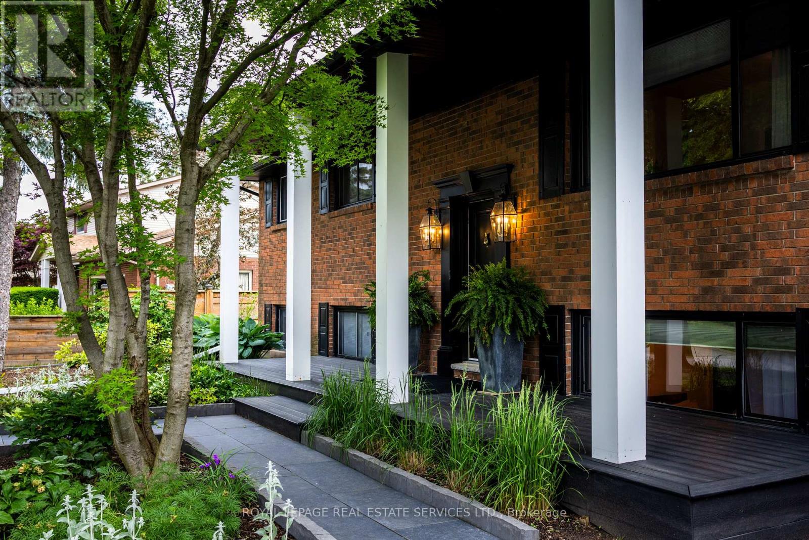 13 Upper Canada Drive, Niagara-On-The-Lake, Ontario  L0S 1J0 - Photo 6 - X13462736