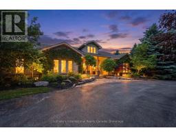 2 EVERGREEN ROAD, Collingwood, Ontario