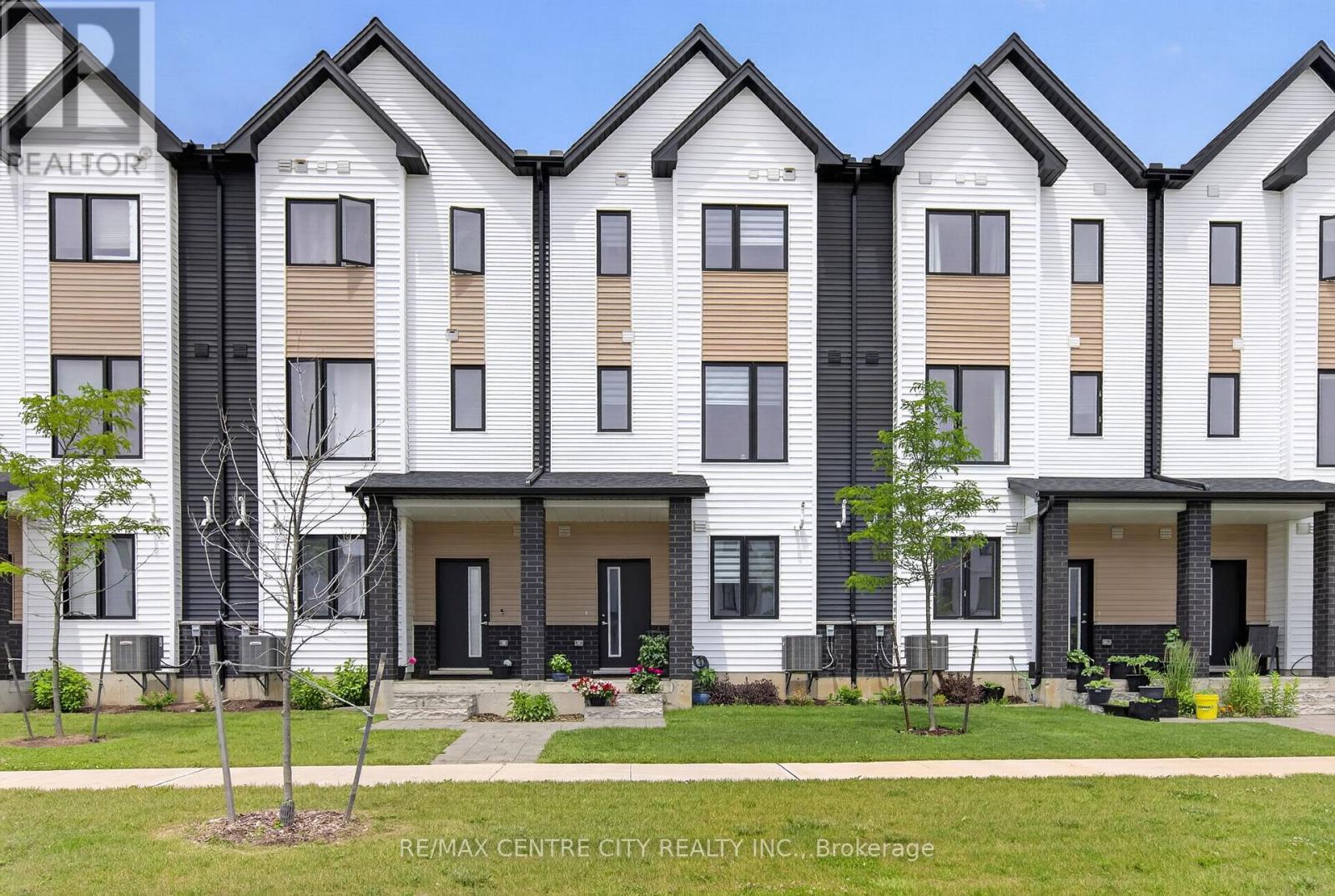 56 - 1595 Capri Crescent, London North, Ontario  N6G 3Y6 - Photo 1 - X13462948