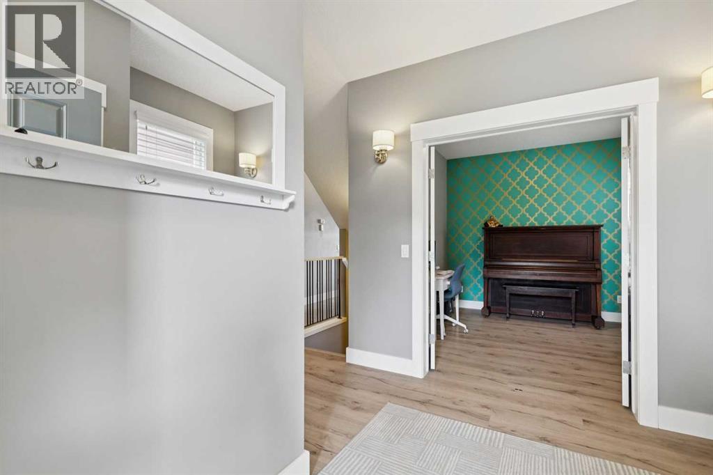48 Masters Common Se, Calgary, Alberta  T3M 2B8 - Photo 3 - A2321952