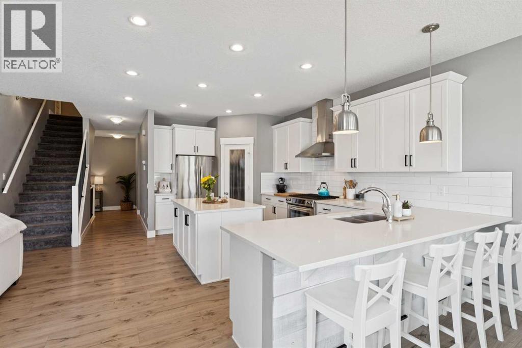 48 Masters Common Se, Calgary, Alberta  T3M 2B8 - Photo 8 - A2321952