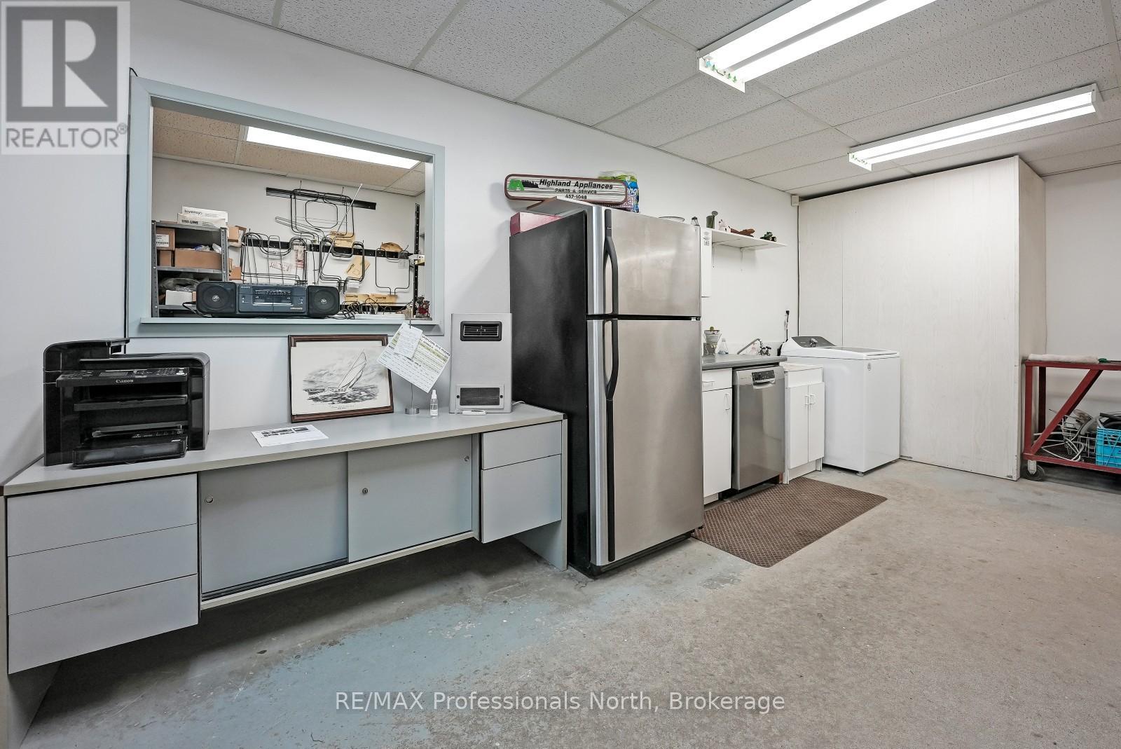 13 Industrial Park Road, Dysart Et Al (Dysart), Ontario  K0M 1S0 - Photo 10 - X13462804