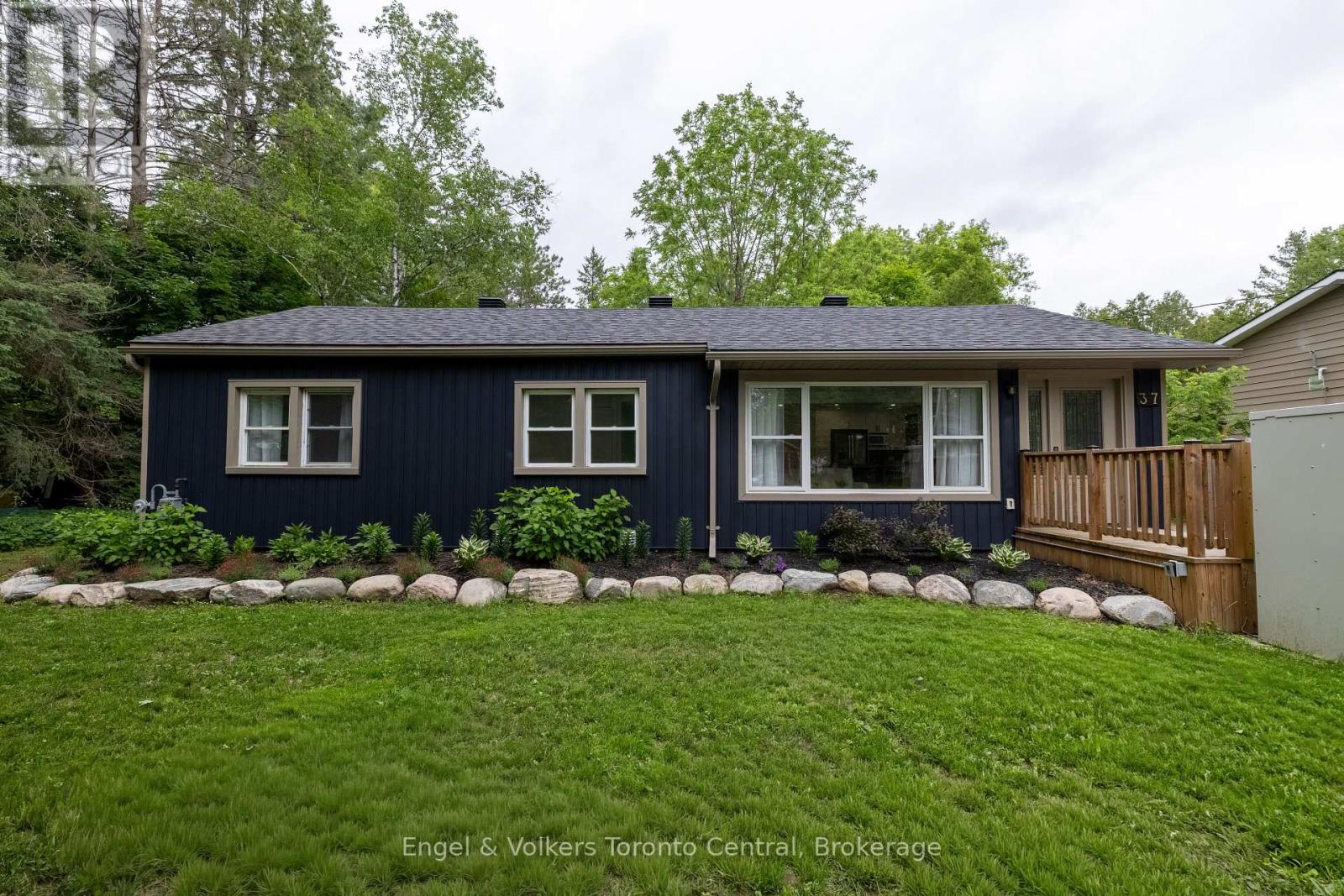 37 SPENCER STREET, bracebridge (monck (bracebridge)), Ontario