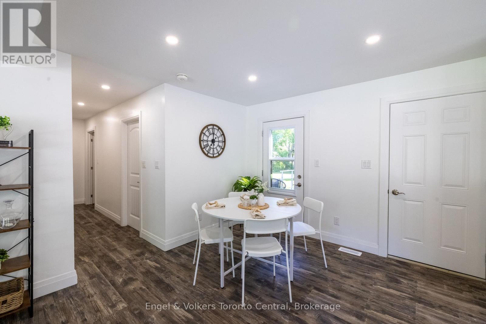 37 Spencer Street, Bracebridge (Monck (Bracebridge)), Ontario  P1L 1E1 - Photo 10 - X13462856