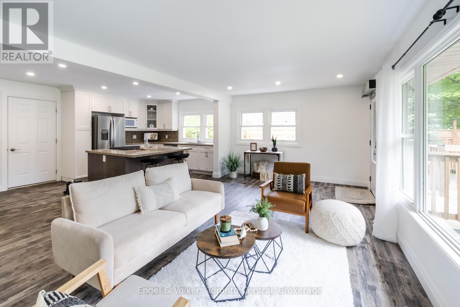 37 Spencer Street, Bracebridge (Monck (Bracebridge)), Ontario  P1L 1E1 - Photo 6 - X13462856