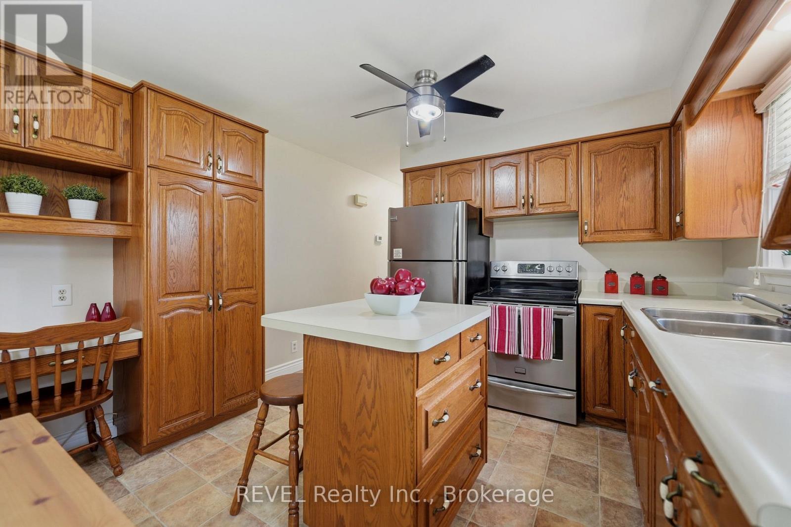5 Greenhill Drive, Thorold, Ontario  L2V 1W4 - Photo 6 - X13463016