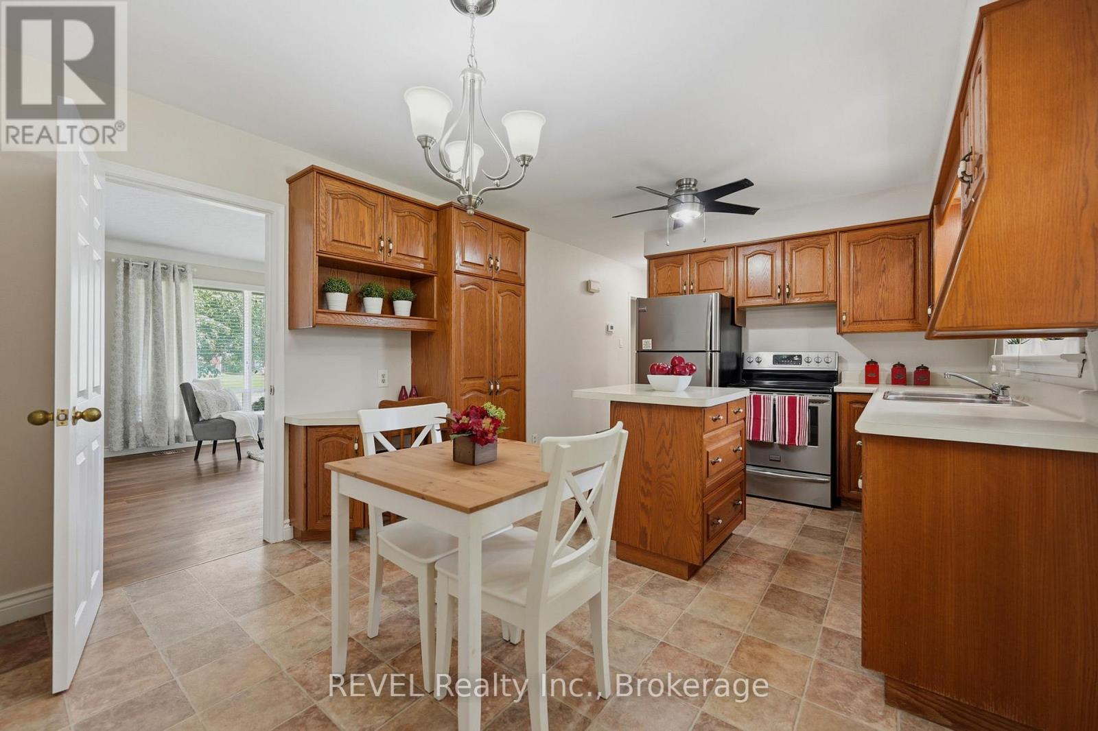 5 Greenhill Drive, Thorold, Ontario  L2V 1W4 - Photo 7 - X13463016