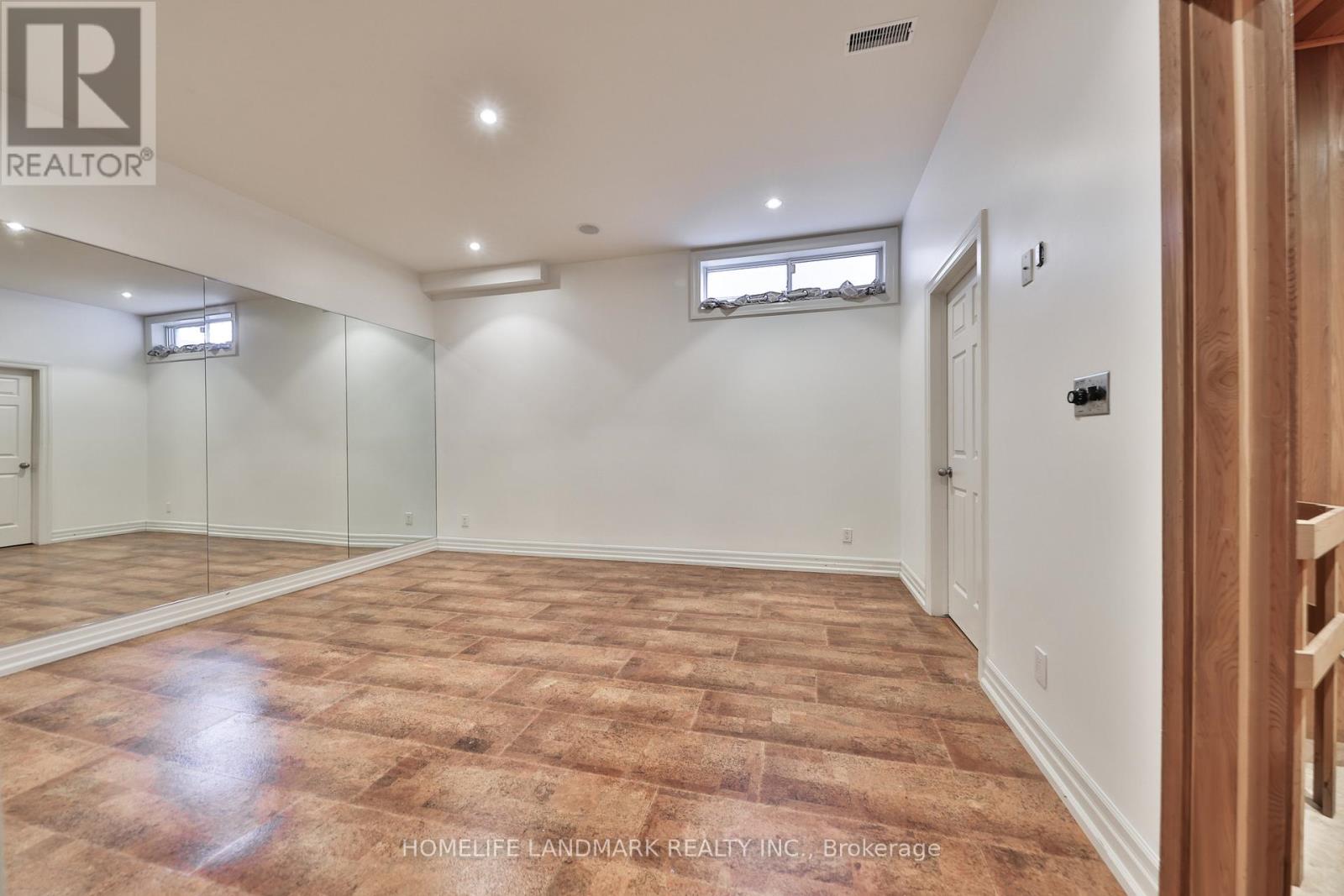 112 Kingsway Crescent, Toronto, Ontario  M8X 2R9 - Photo 28 - W13440388