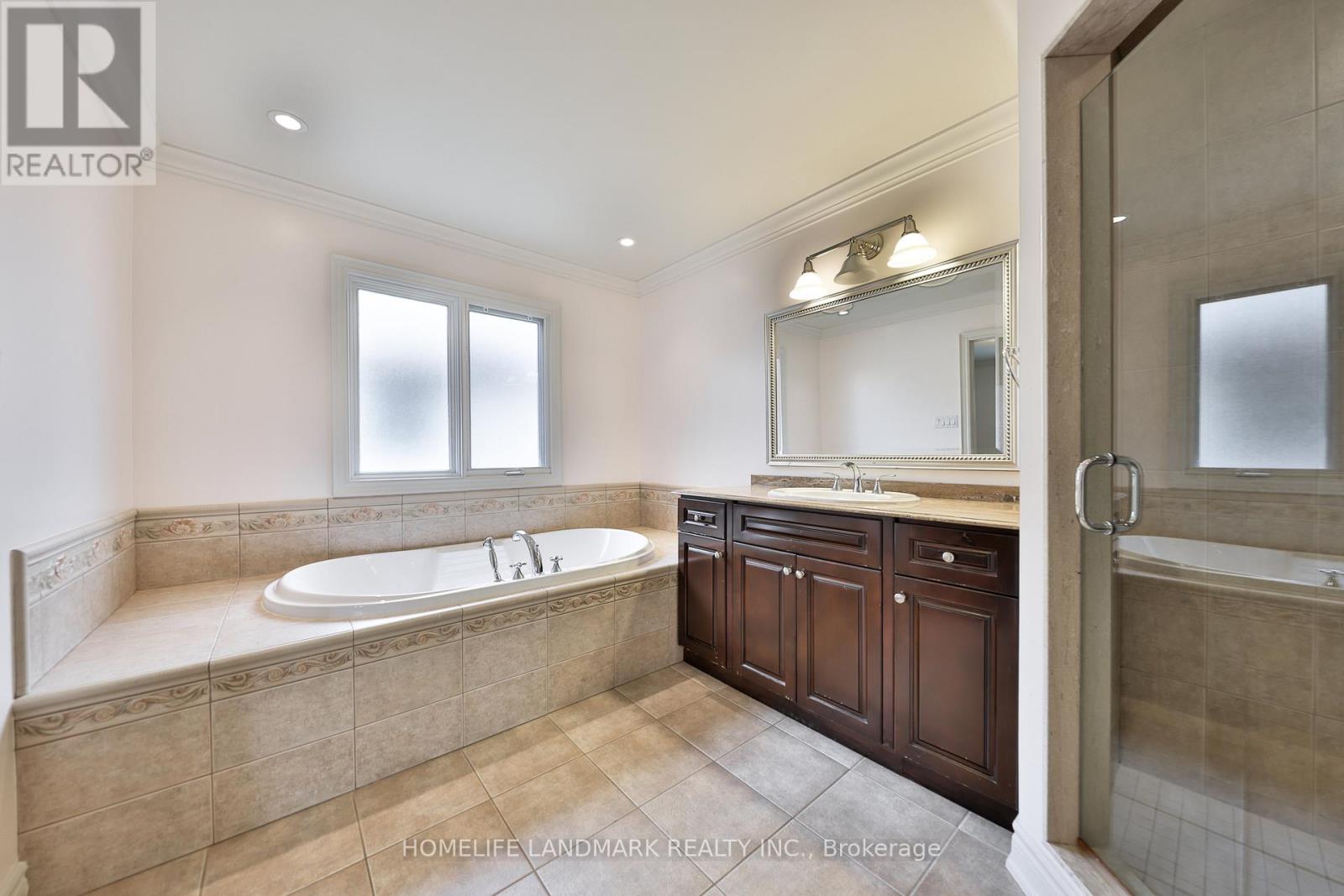 112 Kingsway Crescent, Toronto, Ontario  M8X 2R9 - Photo 26 - W13440388