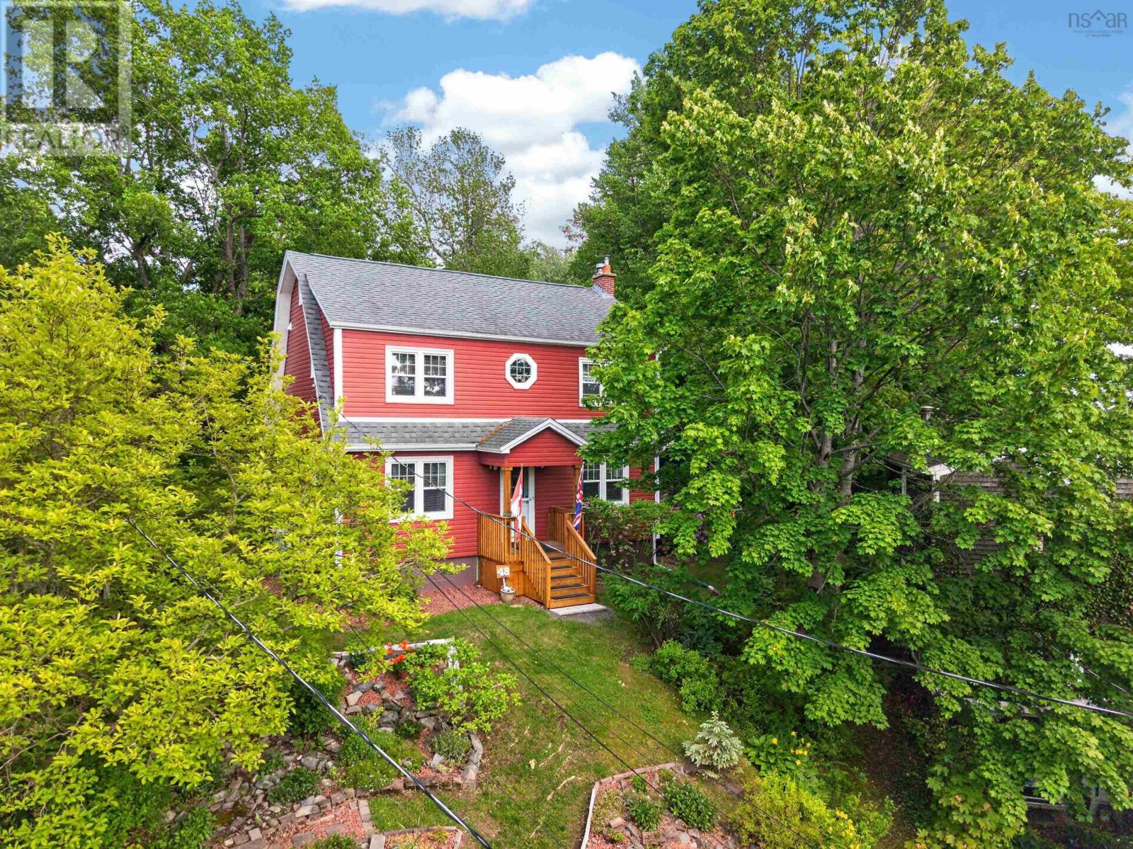 48 Old Ferry Road, Dartmouth, Nova Scotia  B2Y 2E7 - Photo 1 - 202614767
