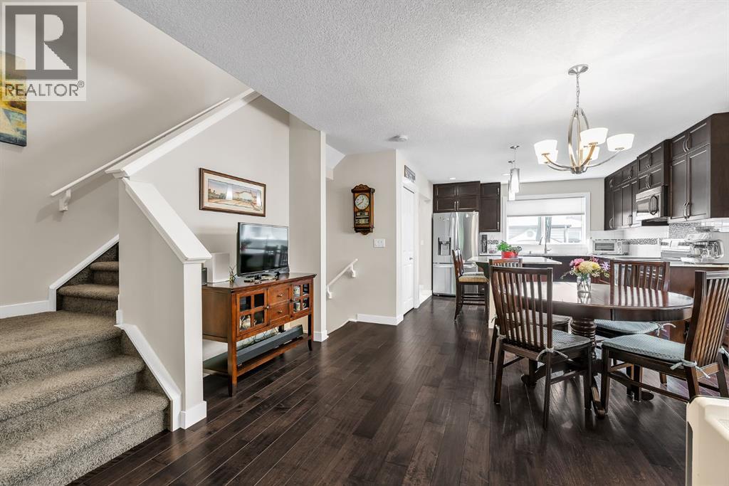 96 Legacy View Se, Calgary, Alberta  T2X 2C3 - Photo 8 - A2319758