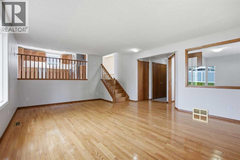 201 Sierra Morena Circle Sw, Calgary, Alberta  T3H 2W8 - Photo 15 - A2321592