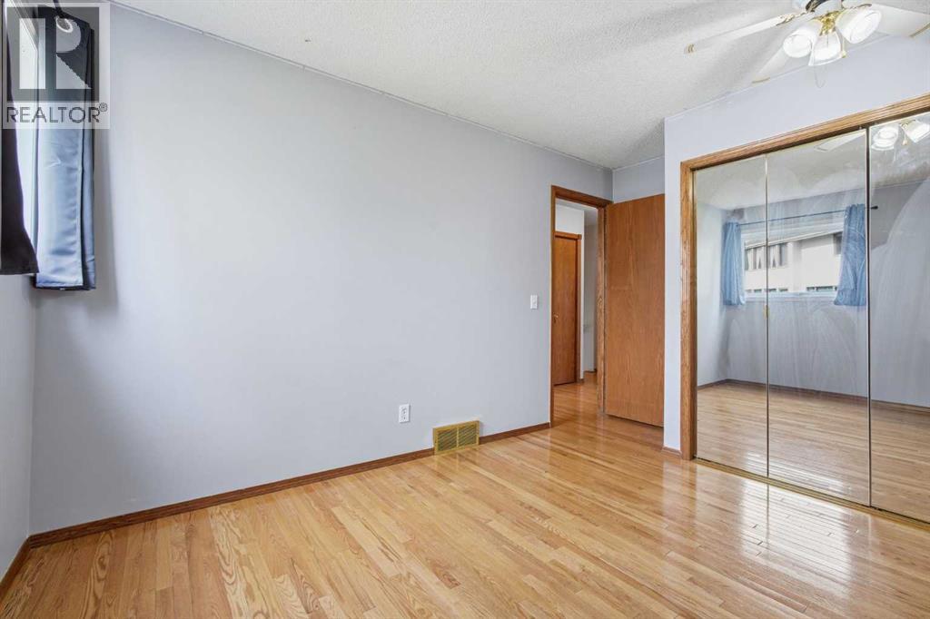 201 Sierra Morena Circle Sw, Calgary, Alberta  T3H 2W8 - Photo 30 - A2321592