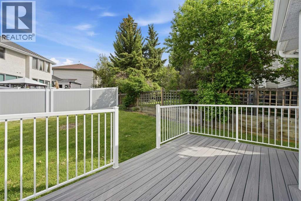 201 Sierra Morena Circle Sw, Calgary, Alberta  T3H 2W8 - Photo 41 - A2321592