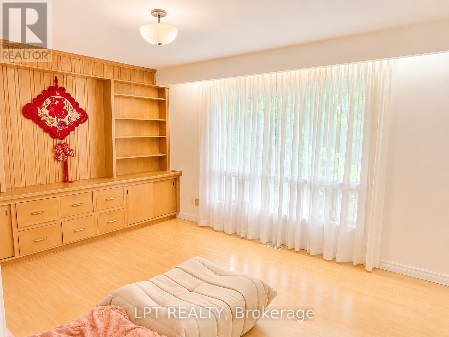 3 Oxbow Road, Toronto, Ontario M3B 1Z9 - Photo 6 - C13462798