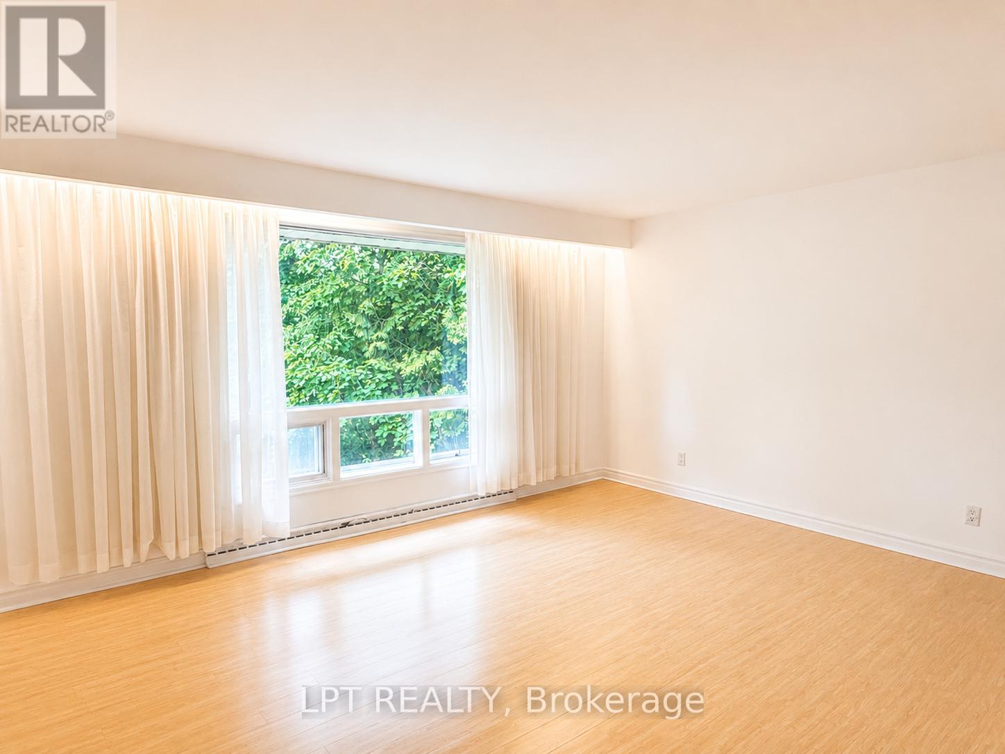 3 Oxbow Road, Toronto, Ontario M3B 1Z9 - Photo 7 - C13462798
