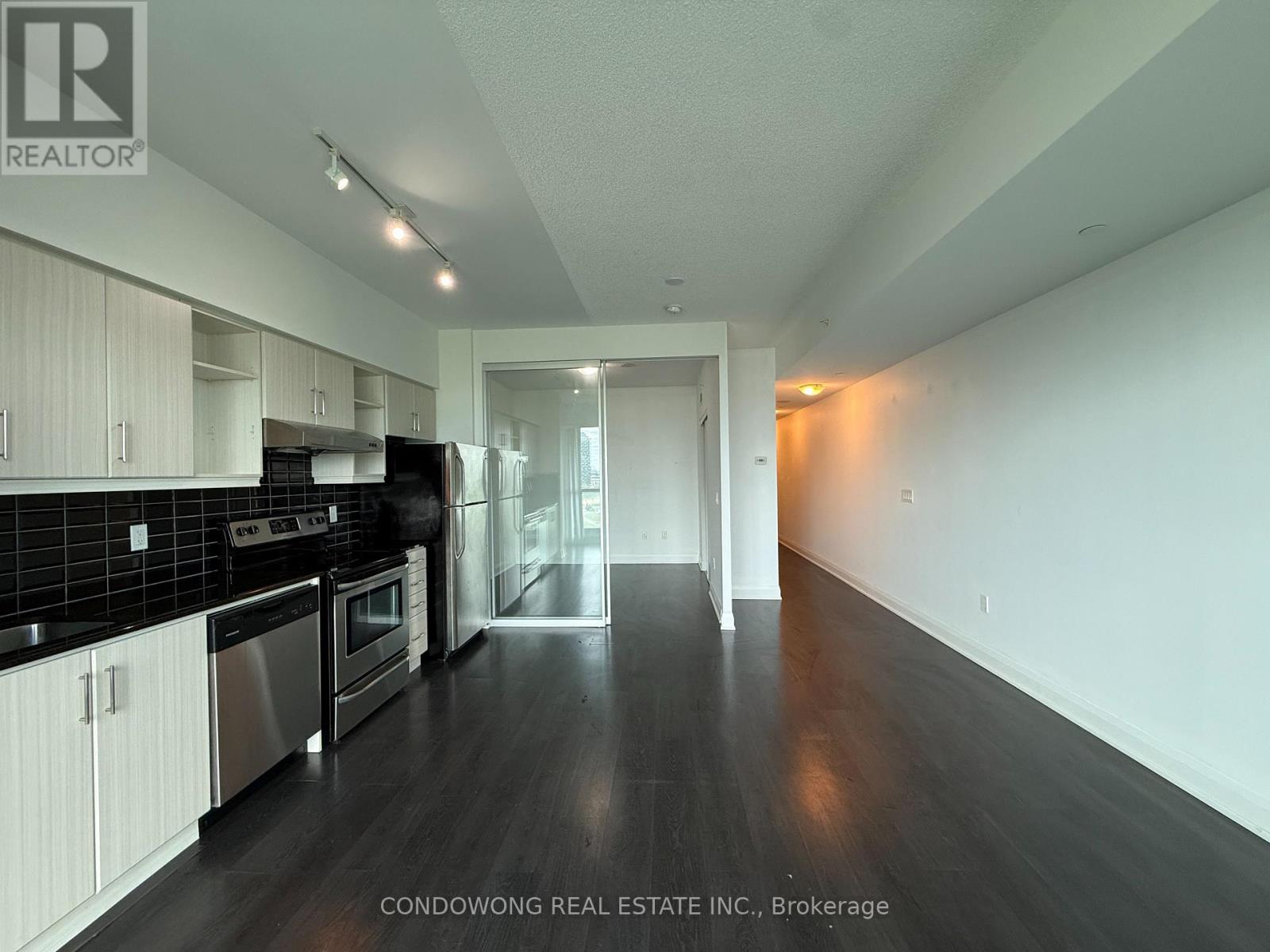 1418 - 160 Vanderhoof Avenue, Toronto, Ontario  M4G 0B7 - Photo 2 - C13462898